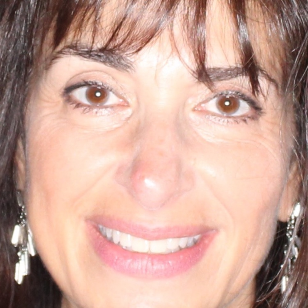 Meet your Posher, Claudia